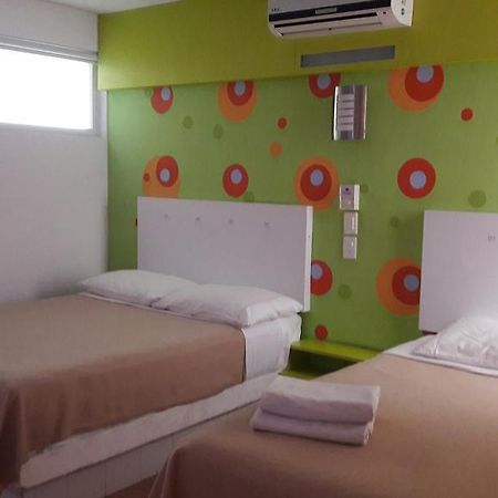 Hotel Maria Guadalupe 巴利亚多利德 外观 照片