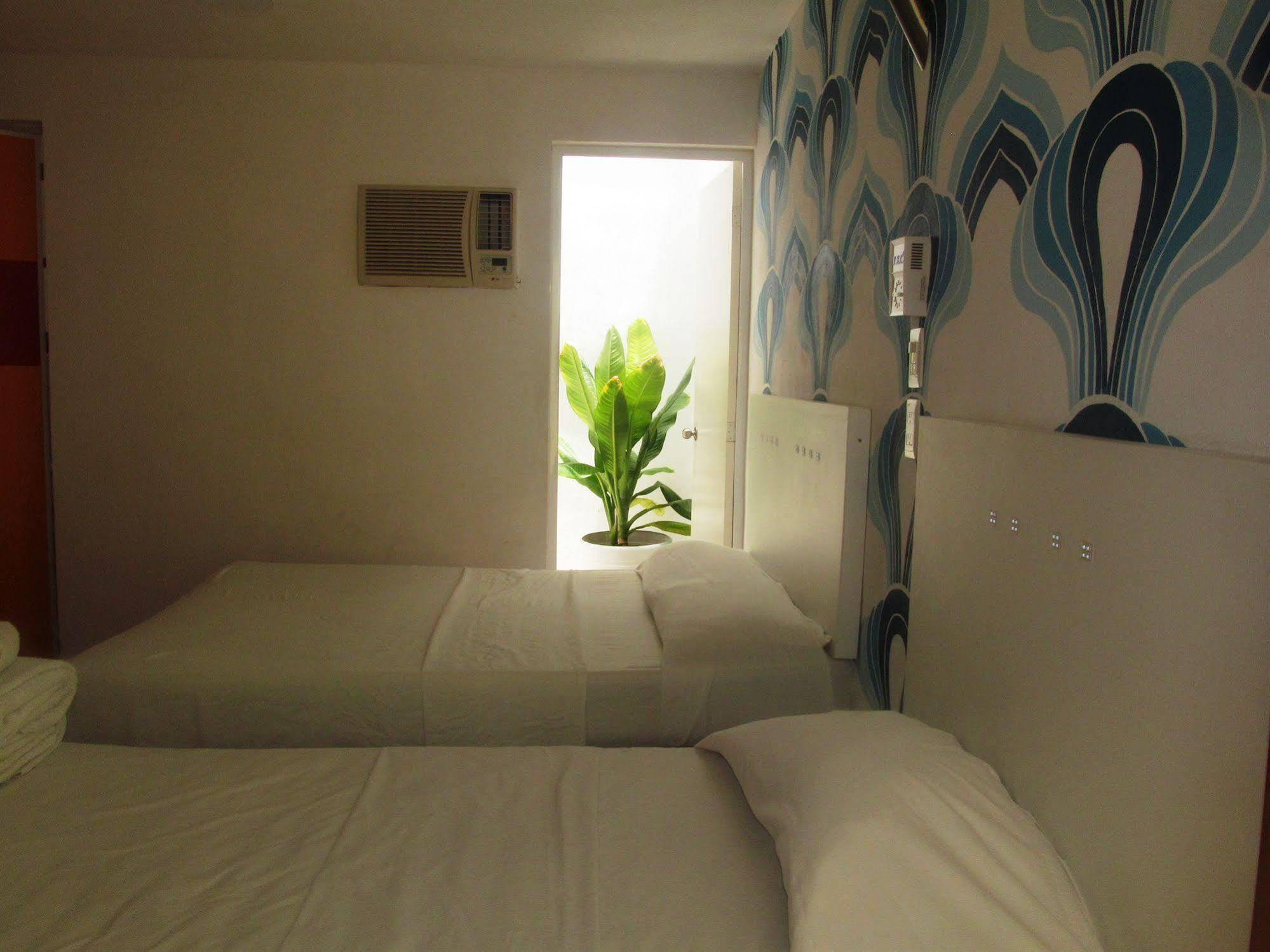 Hotel Maria Guadalupe 巴利亚多利德 外观 照片
